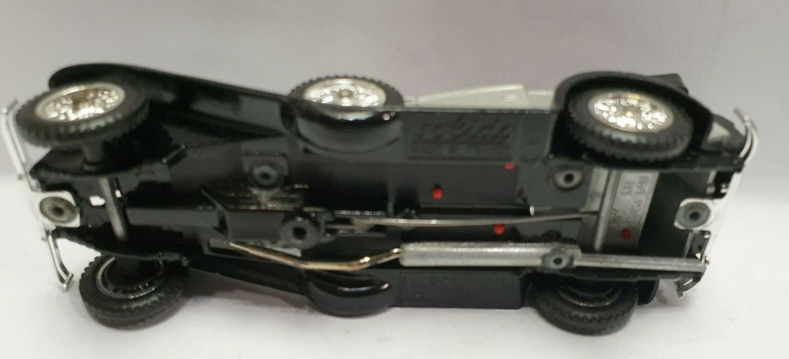 Miniature Solido Mercedes SS 1928 Rouge échelle 1/43 - Occasion à Restaurer Légèrement