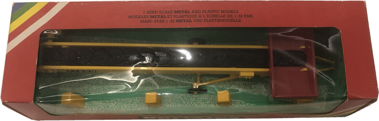 Monte-bottes Britains Fyson – Miniature Massey Ferguson, Neuve