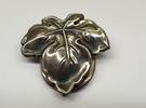 D.R.P. Clip Schalclip florales Dekor Laub L: ca. 3,5 cm -