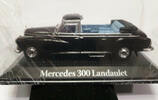 Mercedes W189 300d Landaulet Modellauto Maßstab 1:43 in Kunststoffvitrine -