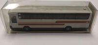Wiking Miniaturmodell Mercedes Reisebus 0 303 RHD M 1:87 -