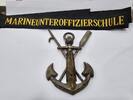 BRD Deutschland Bundeswehr Militaria Marine Selbstgemachter Anker, org. Mützenband Marineunteroffizierschule -