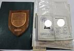 3. Reich, Deutschland, BRD UdSSR Offizier Nachlass Luftwaffe Wappenschild von der Lufteinheit, ehemaliger Kriegsgefangener, Wehrpaß -