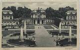 Deutschland, Drittes Reich, 2. Weltkrieg AK Ansichtskarte, Postkarte von Dresden nach Schmolainen, Dresdner Zwinger, Millionen Blumen, Ausstellung -