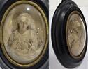 Antikes Meerschaum Relief-Bild, geschnitzt. Madonna Maria, Muttergottes, Gerahmt mit gewölbtem Glas -