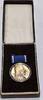 DDR Deutschland Abzeichen Medaille Pestalozzi-Medaille Stufe in Silber: 25 Dienstjahre -