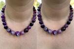 Violett farbenes Glasperlen Collier mit Magnet und Federring Schließe -