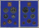England Coinage of Great Britain and Northern Ireland, 7 Münzen und eine Plakette -
