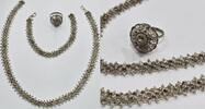 Silberschmuck 835er Silber vintage Filigranes Silberset, 3 teilig, Ring, Armband Collier 800er Silber Set -