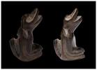 Ancient art  Early Pre-Columbian Olmec hardstone amulet of monkey, 2nd. ... 355,00 EUR  zzgl. 22,00 EUR Versand