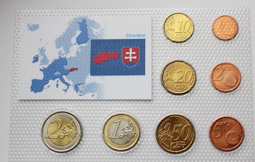 Slowakei Slovakia Slovensko 3 88 Euro 2009 Kursmunzensatz Europa Im Blister Ma Shops