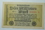 Weimar 10 Millionen Mark Rosenberg Nr. 105 a, WZ: Hakensterne, KN 6 stellig, FZ: SO -