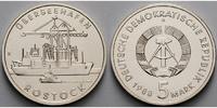 Deutschland, DDR 5 Mark Überseehafen Rostock, Ku.-Ni.,-Archivbild-