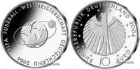 Deutschland 10 Euro Fußball WM 06 / <br> 2S. Fußball<br> 1. Ausg. in 04 <br><b>Buchst.nach unserer Wahl</b> -